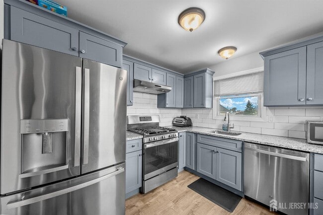 Photo - 816 King Georges Rd Unit 3