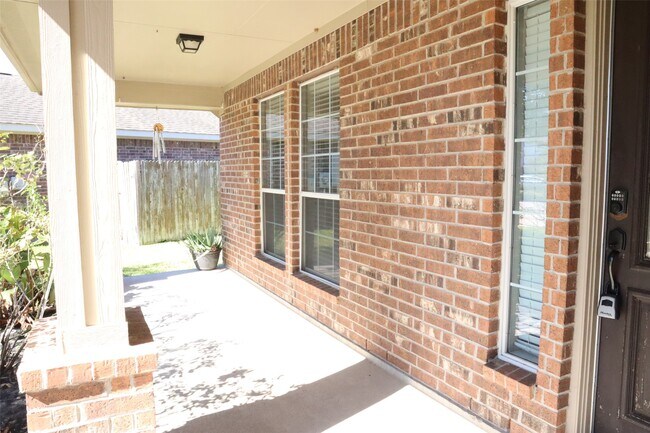 Photo - 6802 Claire Brook Dr