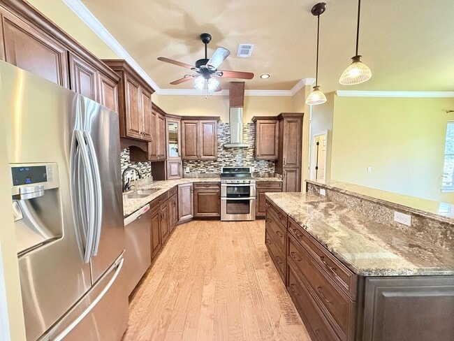 Photo - 2610 Caldwell Cir