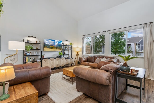 Photo - 268 Castle Dr