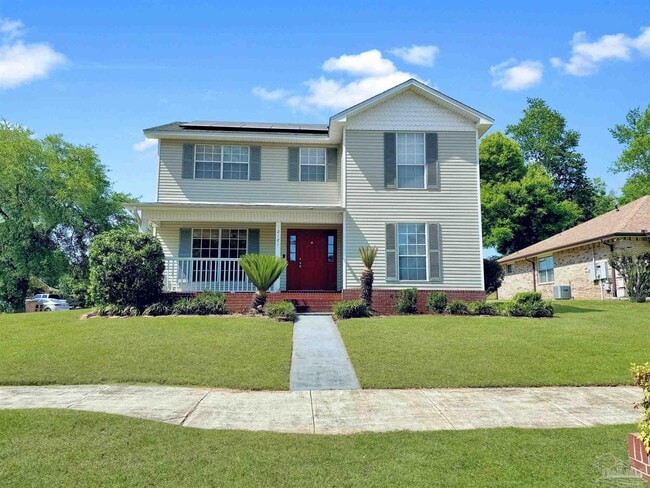 Building Photo - 2121 Pin High Dr