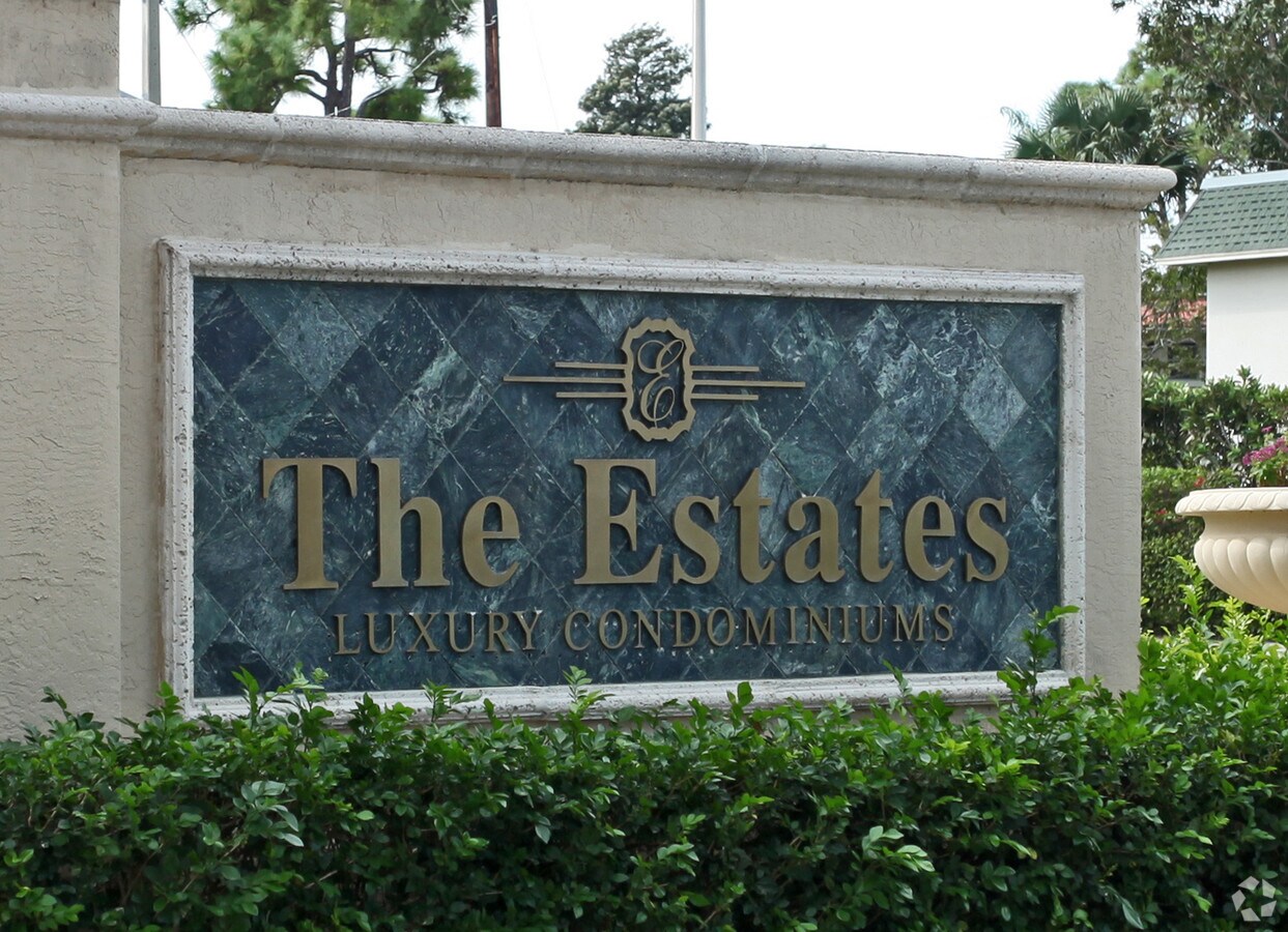 Photo - The Estates at Stuart