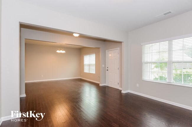 Photo - 6014 Eleanor Rigby Rd