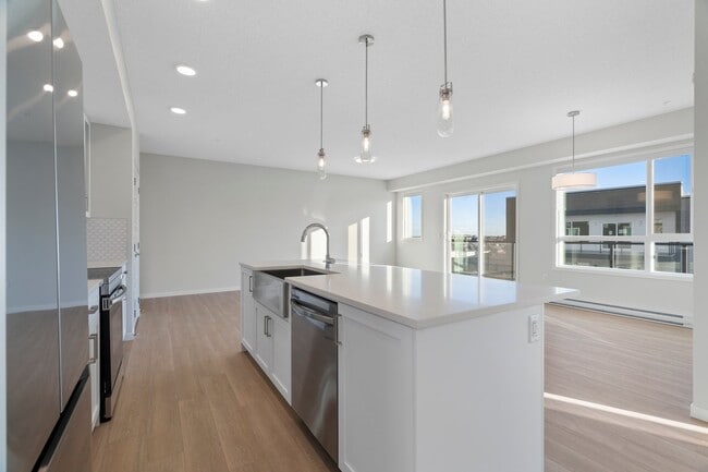 Photo - 33 Carringham Gate NW