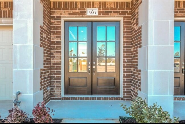 Photo - 3223 Harmony Creek Ln