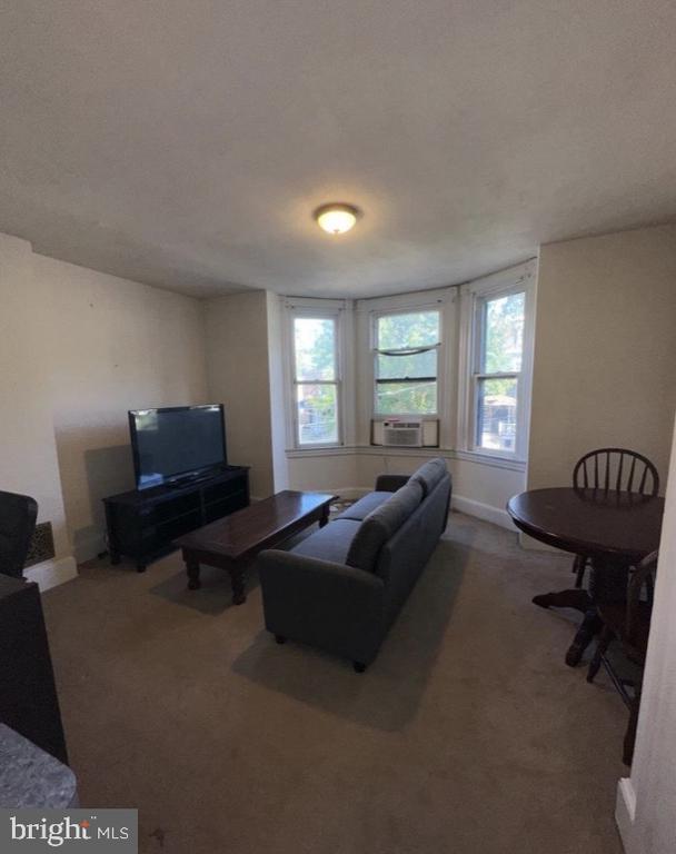 Photo - 304 E Front St