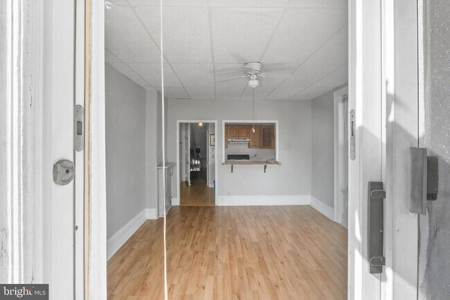 Photo - 711 Corinthian Ave Unidad 2R