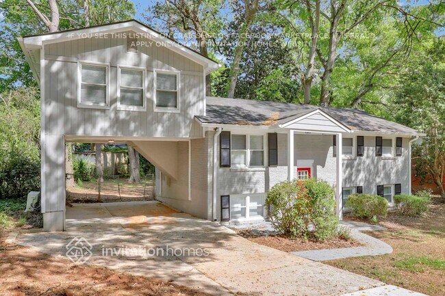 Photo - 544 Oakside Dr SW