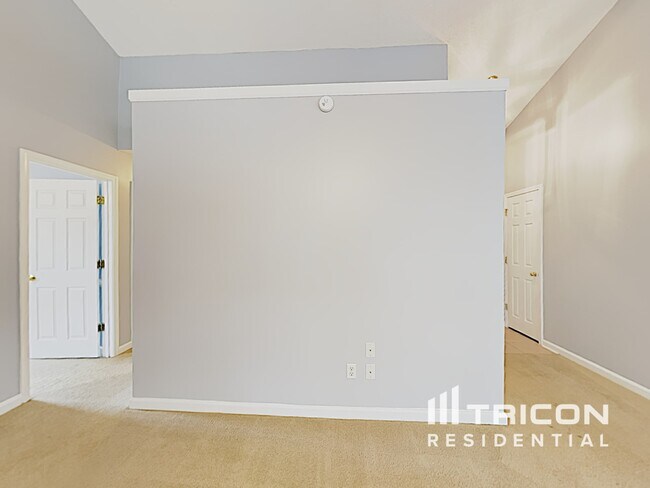 Photo - 117 Sweet Thorne Rd