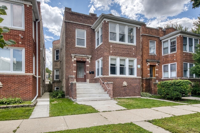 Building Photo - 5039 W Cullom Ave Unit 2 Rental