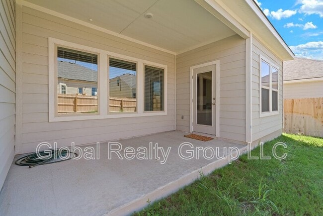 Photo - 6735 Shiraz Wy