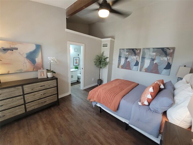 Building Photo - 5110 Azalea Trace Dr Unit 1113 Rental