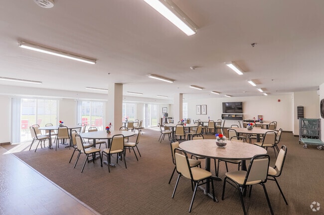 Sala comunitaria - Towne Square Senior Apartments
