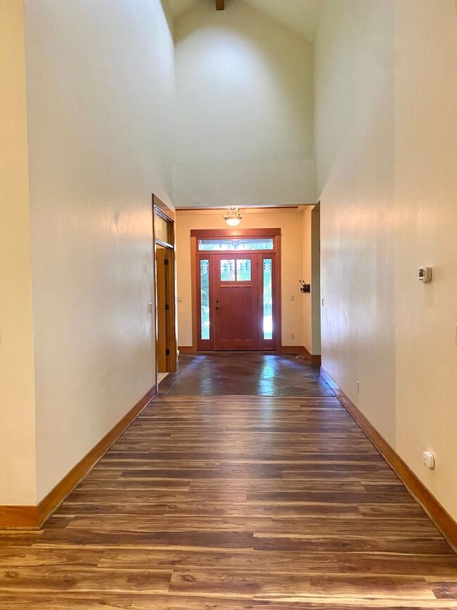 Photo - 2564 NW Shields Dr