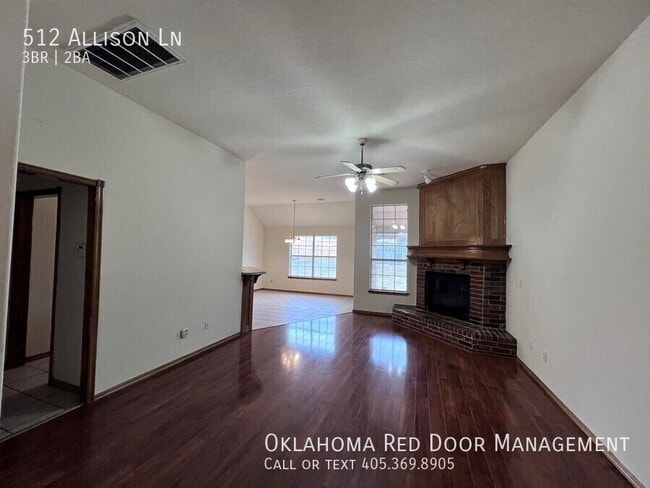 Photo - 512 Allison Ln