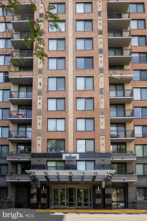 Building Photo - 2451 Midtown Ave Unit 1122