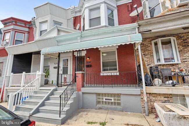 Building Photo - 5249 Delancey St Rental
