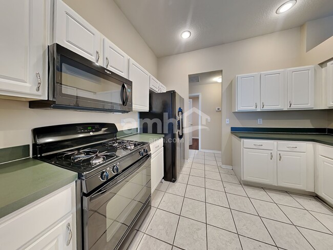 Photo - 9423 Hunters Pond Dr