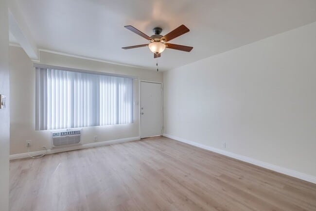 Photo - 6309 8th Ave Unidad 02