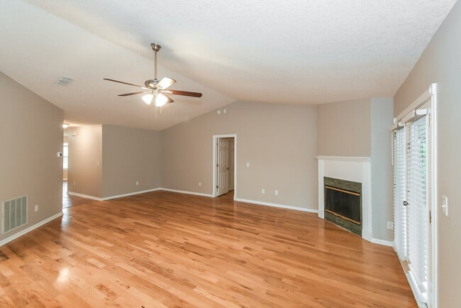 Photo - 4737 Kernan Mill Ln E