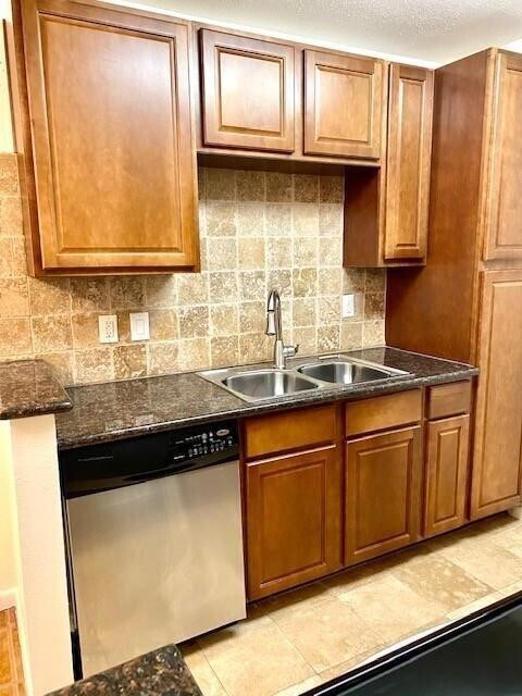 2350 Bering Dr Unit 8