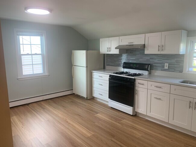 Photo - 5 MacArthur Ave