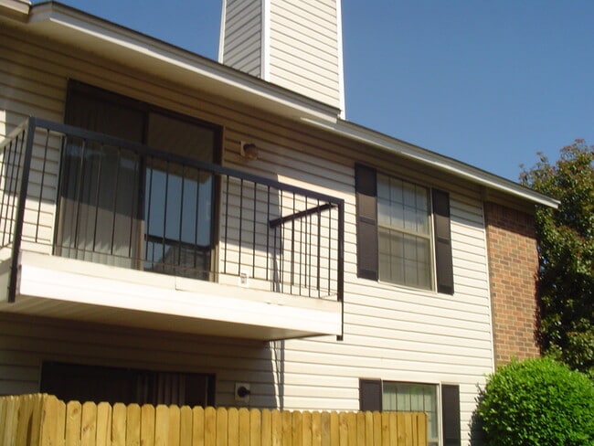 Building Photo - 1 bed condo near OU campus