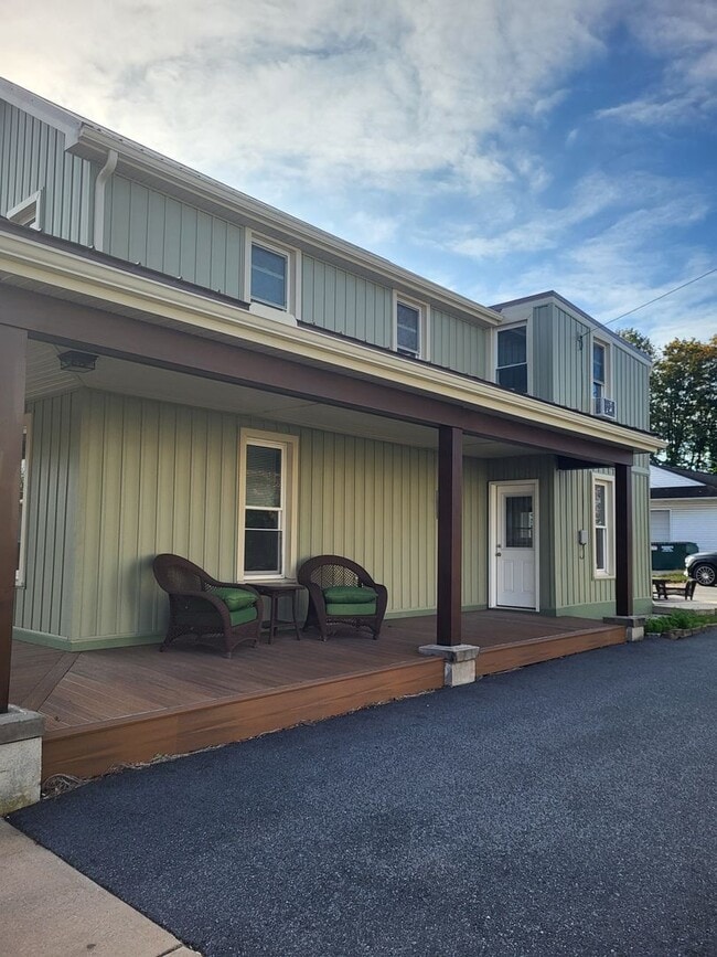 Photo - Fully Furnished Single Family Home In Akron