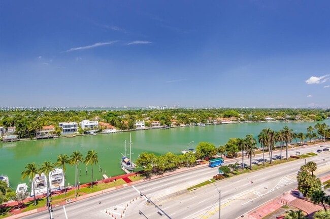 Photo - 5161 Collins Ave Unit 1104