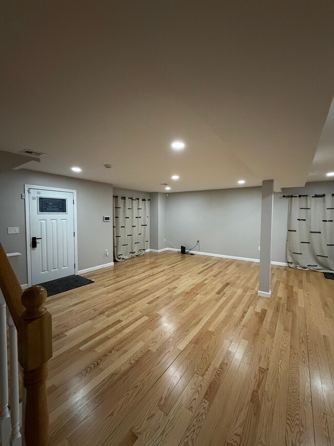 Living Area - 13 Marion St