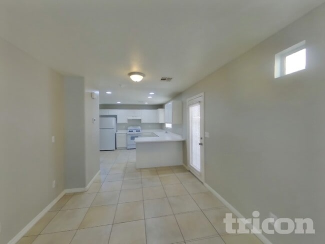 Photo - 5291 Shreve Ave