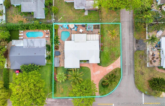 661 Eagle Cir