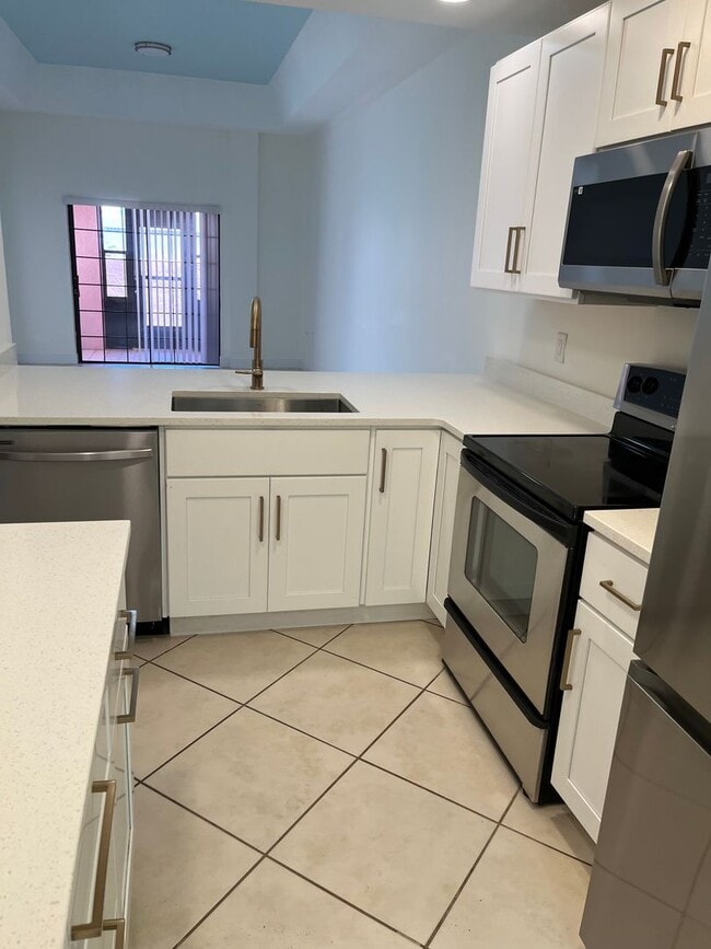 Photo - 752 S Orlando Ave Unidad OCE314