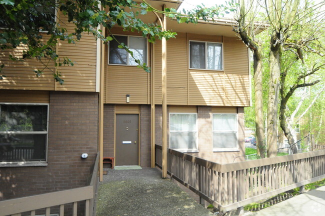The Arches Apartments - The Arches Apartments