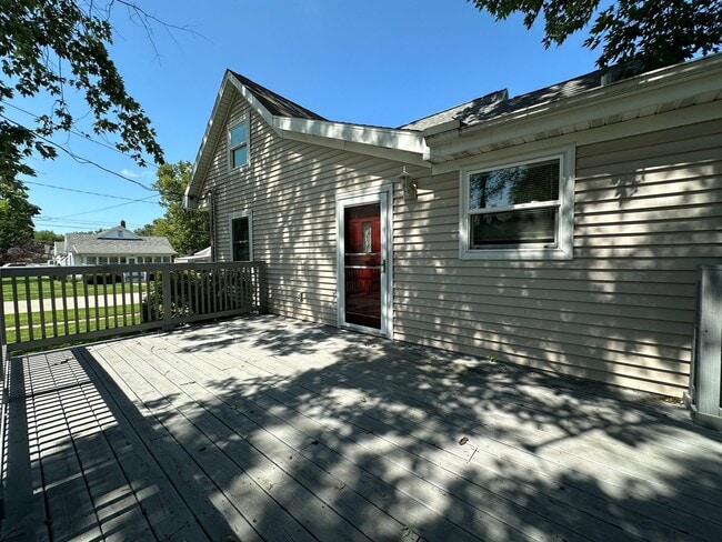 Photo - Stunning 3-Bedroom, 3-Bath Home with Luxury Features and Ample Space