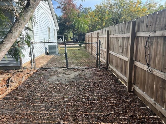 Photo - 303 Timber Ridge Dr