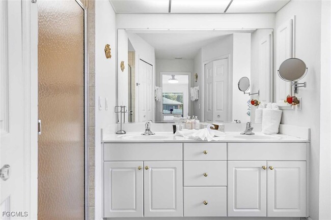 Photo - 310 SE 47th St