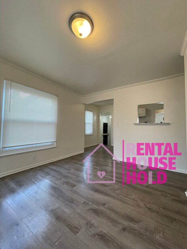 Photo - 12511 Whitehill St