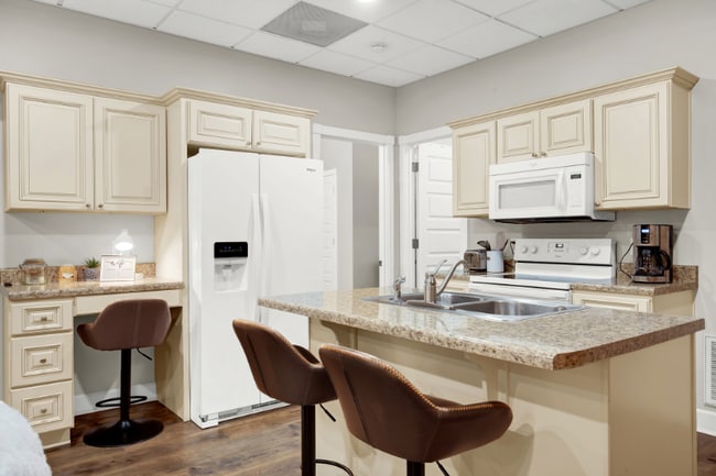 Photo - 210 E Waldburg St Unit A