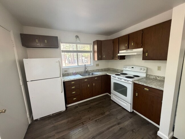 1335 Kyburz Ave Unit C