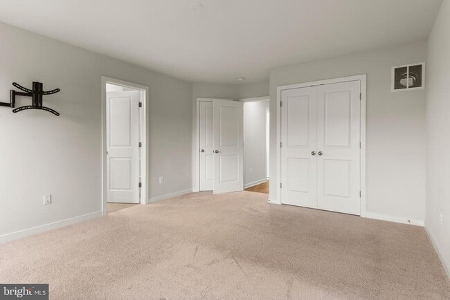 Photo - 113 Lentz Ln