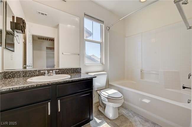 Building Photo - 1050 Spotted Saddle St Rental