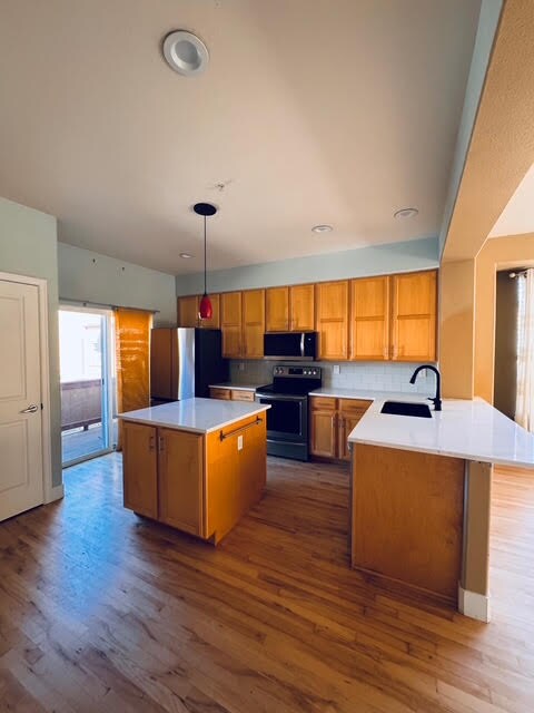 Photo - 1221 E Prospect Rd