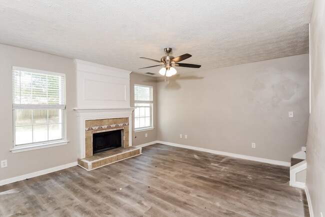 Photo - 2809 Golden Club Bend