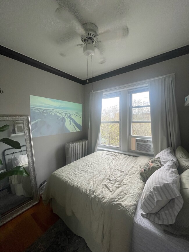 Photo - 2520 N Sawyer Ave Unit 3C