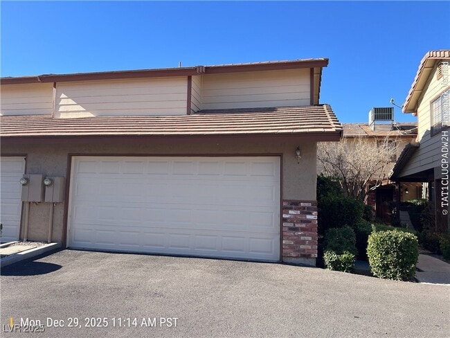 Photo - 3251 Dawnflower St