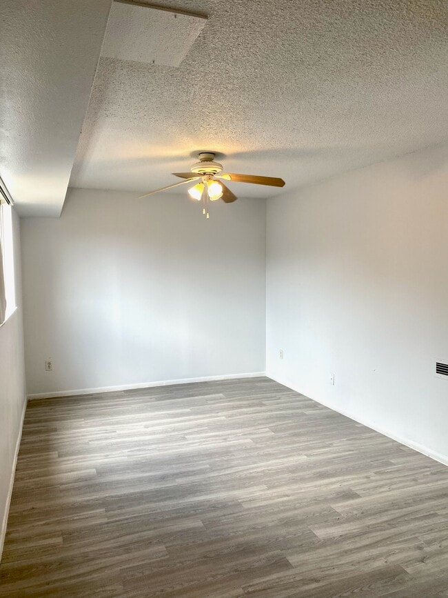 Photo - Courtyard Apartments