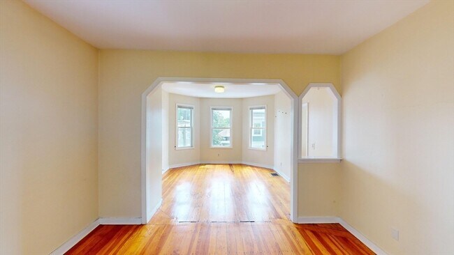 Photo - 19 Wyman St Unit 1