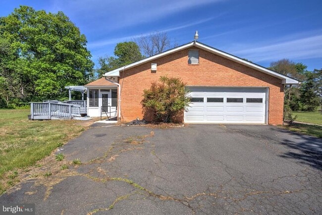 Photo - 13640 Aden Rd