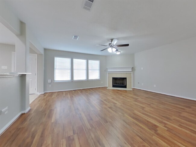 Photo - 4738 Montclair Hill Ln